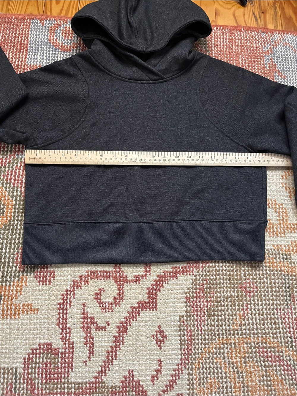 lululemon Loungeful Cropped Hoodie Black Size 6 Women’s Cozy Pullover Sweatshirt - Picture 3 of 6